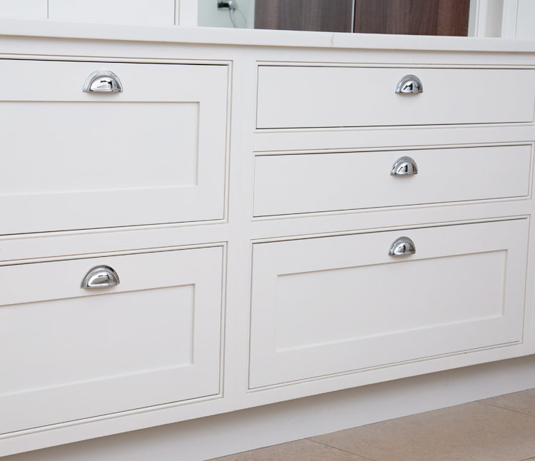 How to care for oak kitchen cabinet doors image