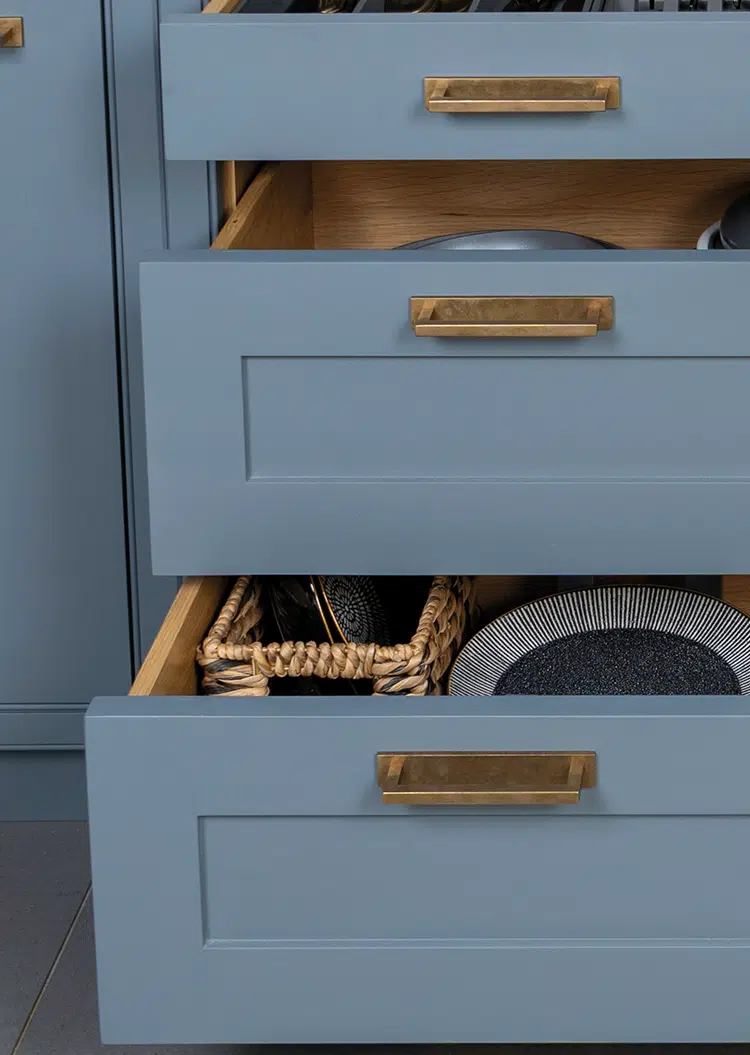 Wooden dovetailed draw image